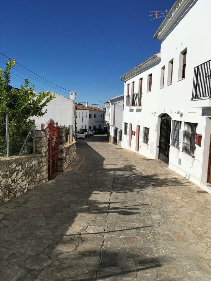 Hostal Casa El Cabrero Benaocaz Exterior foto